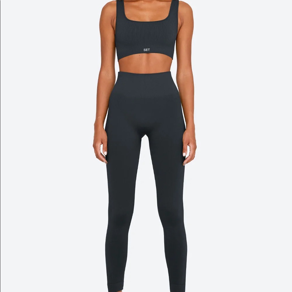 Set Active Women's Grey High-Waist Ribbed Leggings And Sports Bra
